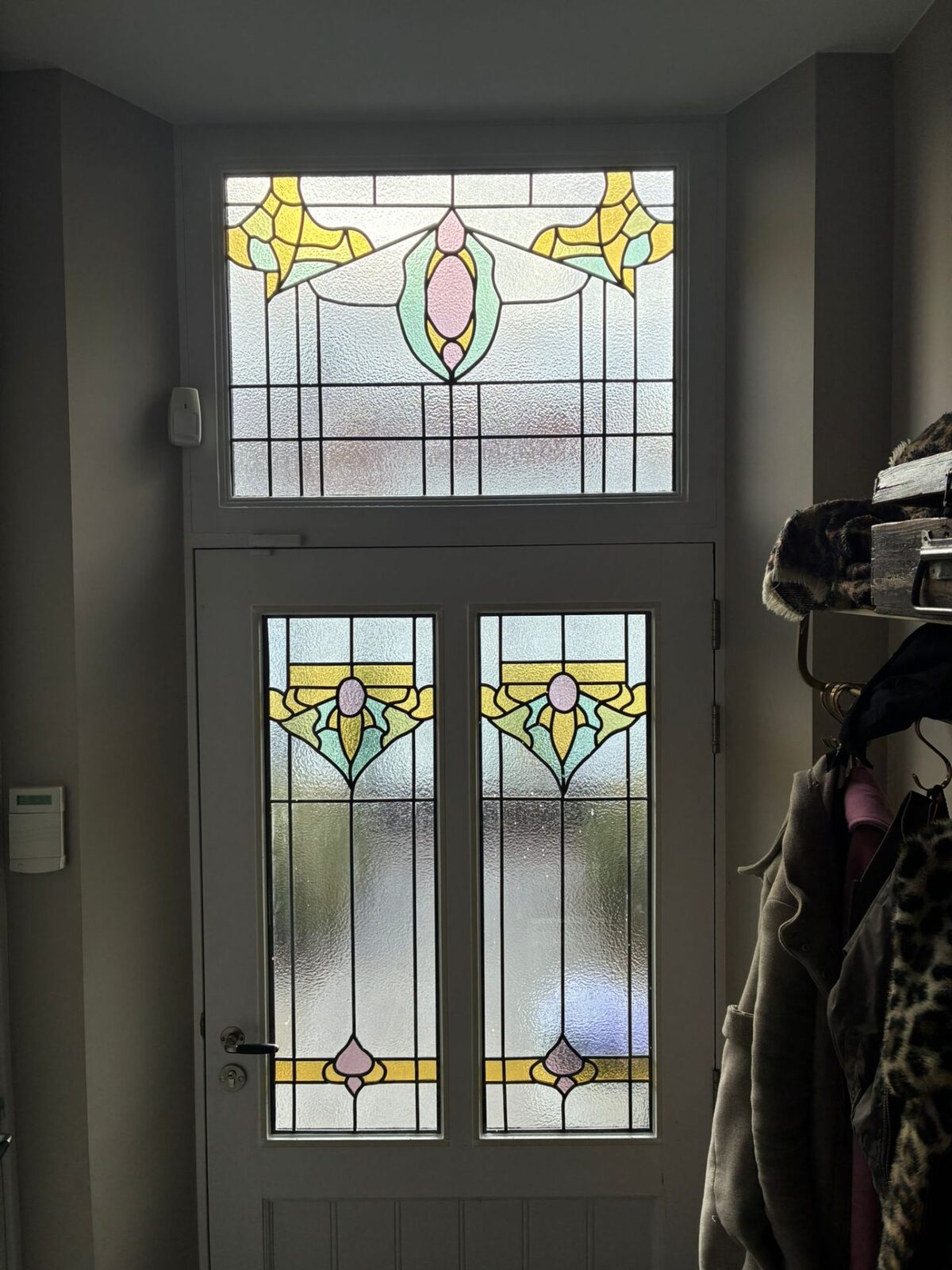 Voordeur met bovenlicht in Arnhem, project van RegioGlas